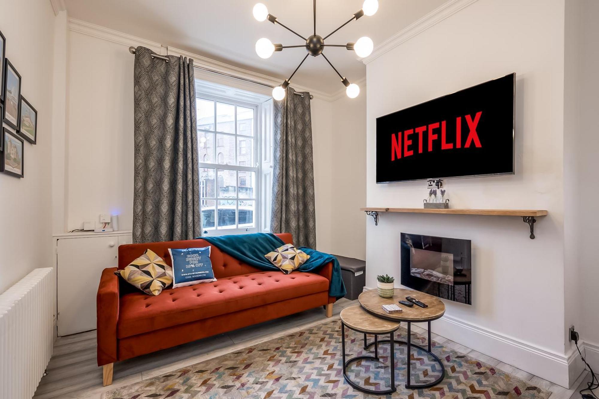 Staybynumbers - Centre Victorian Townhouse Belfast